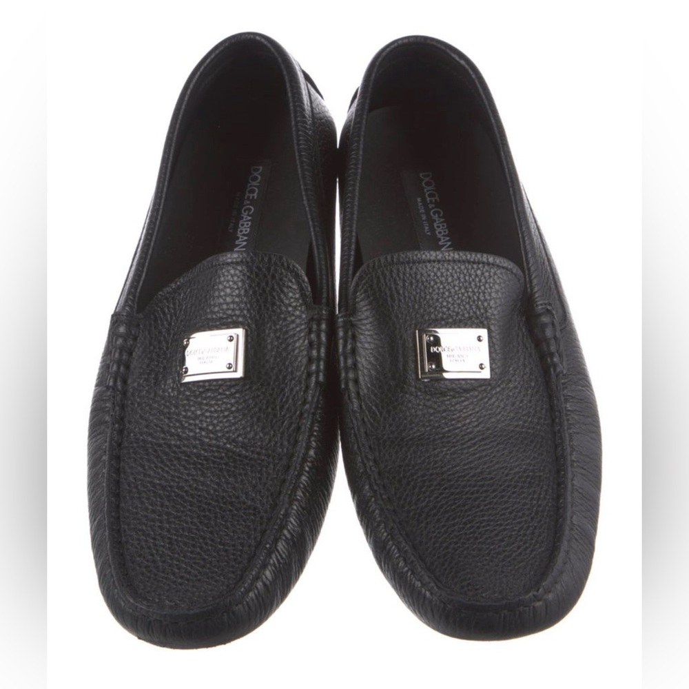 Dolce & Gabbana Black Pebbled Leather Metal-Plate Loafers